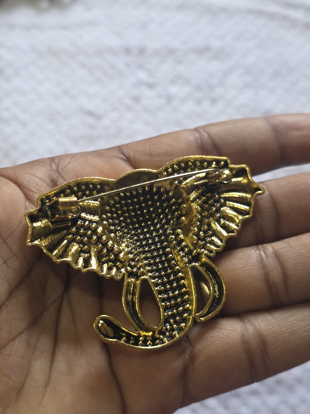 Gold Elephant Head Brooch with Rhinestones - Picture 3 of 3